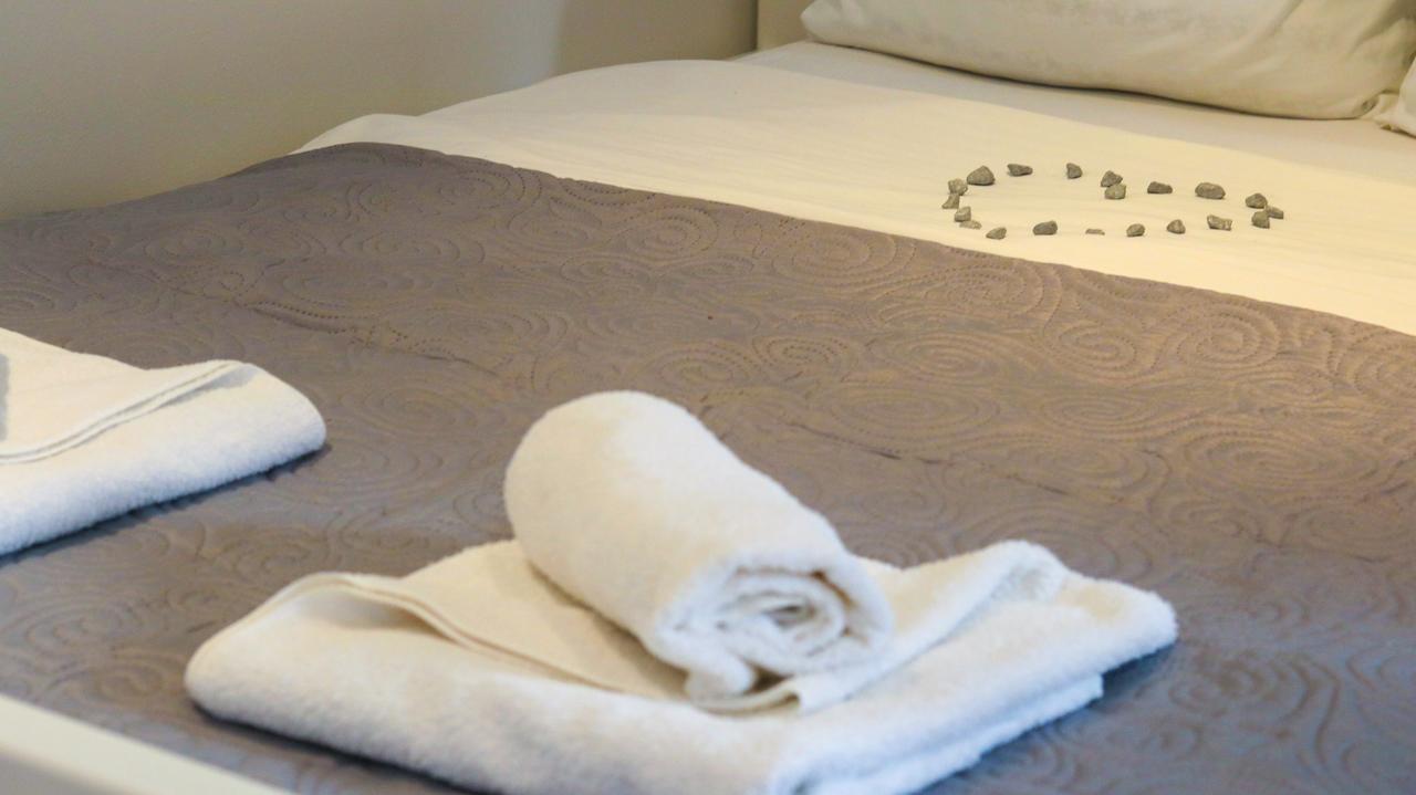 Apartman Luca Apartment ไพราน ภายนอก รูปภาพ